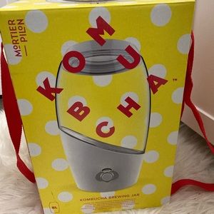 Kombucha maker